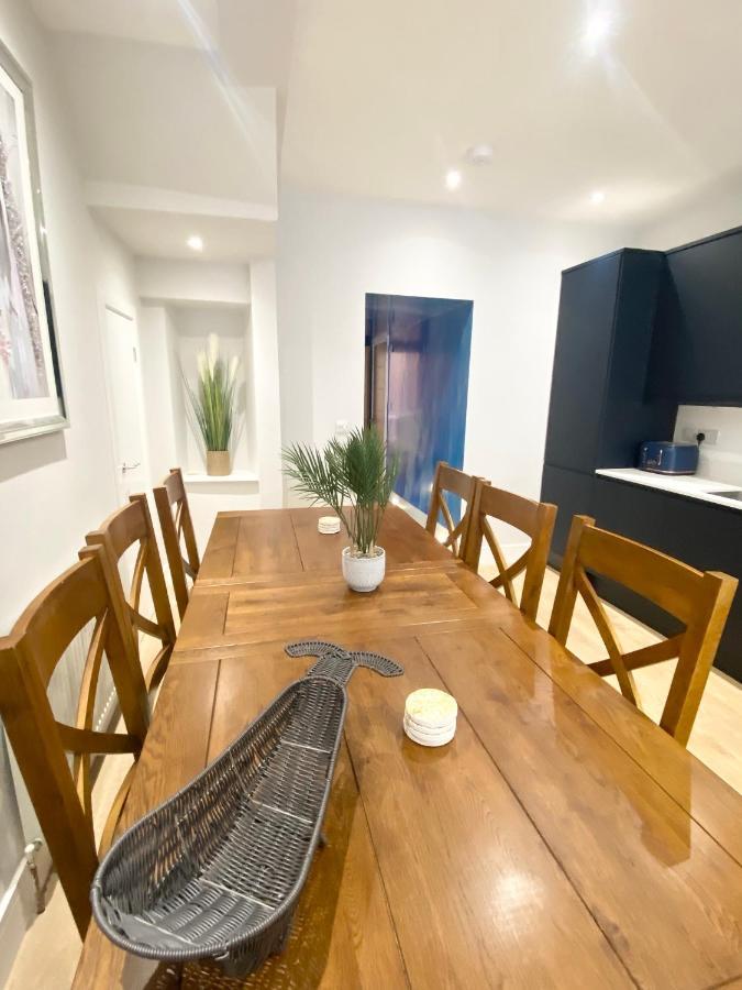 Cloud9 Guest House - By Coastline Retreats - 2 Bedroom Self Contained Garden Flat - Luxury Bath, Netflix, Superfast Wifi, Parking Included Борнмът Екстериор снимка