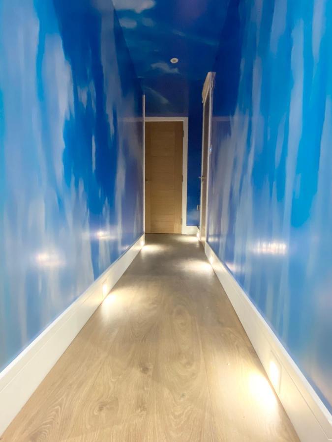 Cloud9 Guest House - By Coastline Retreats - 2 Bedroom Self Contained Garden Flat - Luxury Bath, Netflix, Superfast Wifi, Parking Included Борнмът Екстериор снимка